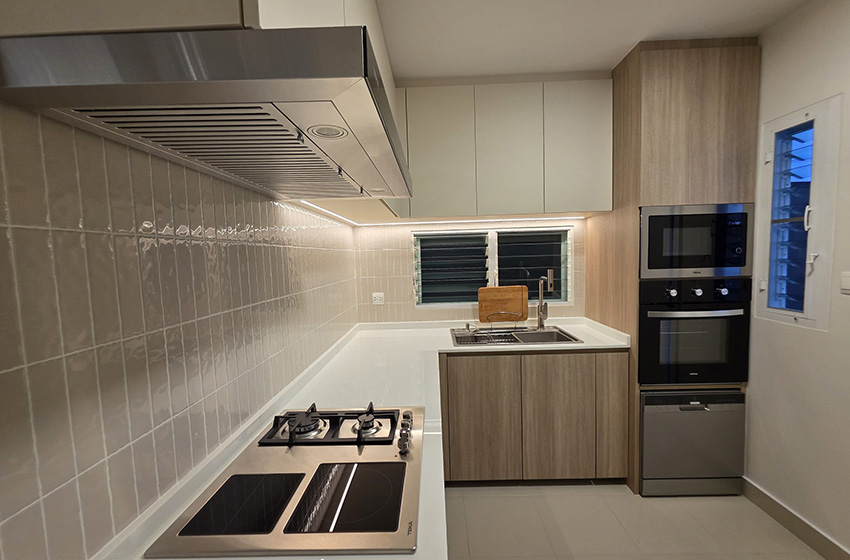 House with Shared Pool in Bangnatrad 